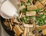冷凍豆腐とキノコの焼き煮作り方6写真