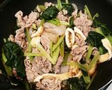 5分で煮込み完了♪豚肉と小松菜の煮物。作り方5写真