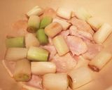 鶏胸肉&ふわふわ鶏団子の葱バタすき鍋♡作り方8写真