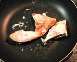 ご飯がススム！鮭のガリマヨポン酢焼き☆作り方1写真