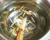 シンプル♪ごぼうと玉ねぎのコンソメスープ作り方1写真