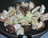 水菜と鶏肉のすき煮作り方3写真