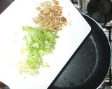 簡単！残りご飯チャーハン♪具なしパラパラ作り方2写真