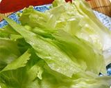 豚バラ塩麹きのこ汁deレタスしゃぶしゃぶ作り方2写真