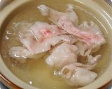 豚バラ塩麹きのこ汁deレタスしゃぶしゃぶ作り方4写真