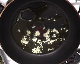 ちぢみほうれん草とキノコのニンニク炒め作り方5写真