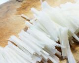 大根と桜えびの醤油みりん炒め作り方1写真