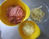 玉ねぎたっぷり！豚肉ハンバーグ作り方1写真