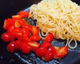 トマトとしらすのペペロンチーノパスタ作り方4写真