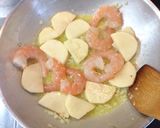 エビとジャガイモのジェノベーゼパスタ♪作り方3写真