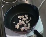 鶏皮のニンニク醤油炒め作り方1写真