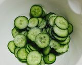 胡瓜とワカメの酢の物❤️梅肉入り作り方1写真