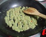 余った餃子の具で中華風パスタ☆作り方3写真