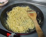 余った餃子の具で中華風パスタ☆作り方5写真