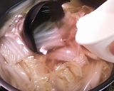 白菜と卵と鮭フレーク入りスープ作り方2写真