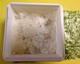 デコ寿司型で☆簡単綺麗におにぎらず作り方6写真