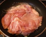 簡単！鶏もも肉の赤ワイン煮込み作り方2写真