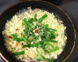 【簡単アレンジ】焼き辛ラーメン♡作り方5写真
