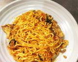 【簡単アレンジ】焼き辛ラーメン♡作り方9写真