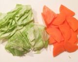 離乳食 にんじんとキャベツの煮込み☆作り方1写真