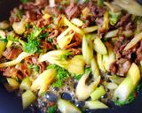 牛肉とセロリのオイスターソース炒め作り方8写真