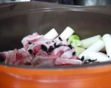 【レシピ動画】豚肉のわかめと長葱の煮物♪作り方1写真