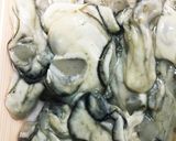 お酒のつまみに！カキのオイル漬け作り方1写真