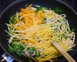 簡単！水菜と根菜のマヨ炒め(お弁当にも)作り方4写真
