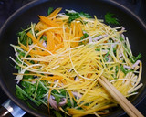 簡単！水菜と根菜のマヨ炒め(お弁当にも)作り方4写真