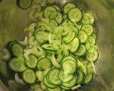 ナッツ入り野菜とチキンのサラダ作り方1写真
