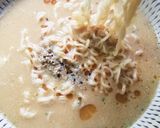 しょうゆラーメンにとんこつ味をプラス！作り方3写真