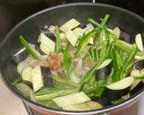 豚バラ肉と玉ねぎの甘辛炒め作り方7写真