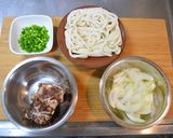 簡単アレンジ!コストコのプルコギうどん♡作り方1写真
