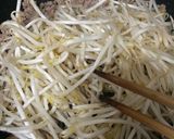 モヤシ、ニラ、春雨とひき肉の炒め物♡作り方8写真