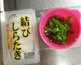 お弁当に☆白滝とピーマンでチャプチェ風☆作り方1写真