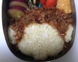 おかかご飯でモンチッチのキャラ弁作り方3写真
