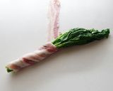 菜の花ノンメタポーク巻きの黒胡椒焼き作り方1写真