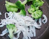 イカとブロッコリーの塩だれ炒め作り方1写真