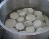 お鍋１つで！京芋の煮物そぼろあんかけ作り方1写真