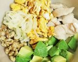 茹で鶏と炒り卵、胡桃入り♡アボカドサラダ作り方6写真