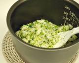 受験生の夜食に！ 豆苗としらすのおむすび作り方4写真