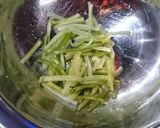 簡単余り物で作る　セロリの葉・茎の塩漬け作り方2写真