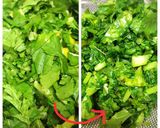 台湾風 大根の葉と鶏ひき肉炒める作り方2写真