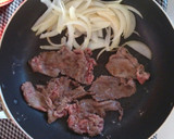簡単節約☆豚コマの葱塩だれ炒め。作り方6写真