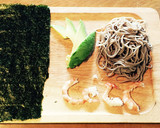 アボカドと海老の蕎麦のりまき作り方1写真