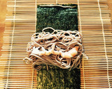 アボカドと海老の蕎麦のりまき作り方3写真