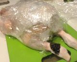 ダッチオーブンで丸鶏ハーブバターロースト作り方4写真