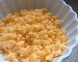 秘密兵器で失敗なし！炒り卵&鶏そぼろ丼♡作り方5写真