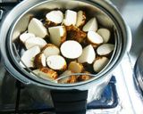 圧力鍋で蒸す✌皮つるり☝里芋甘辛味噌作り方4写真