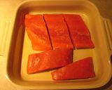 材料3つ超簡単!!　パルメザンチーズ鮭作り方1写真